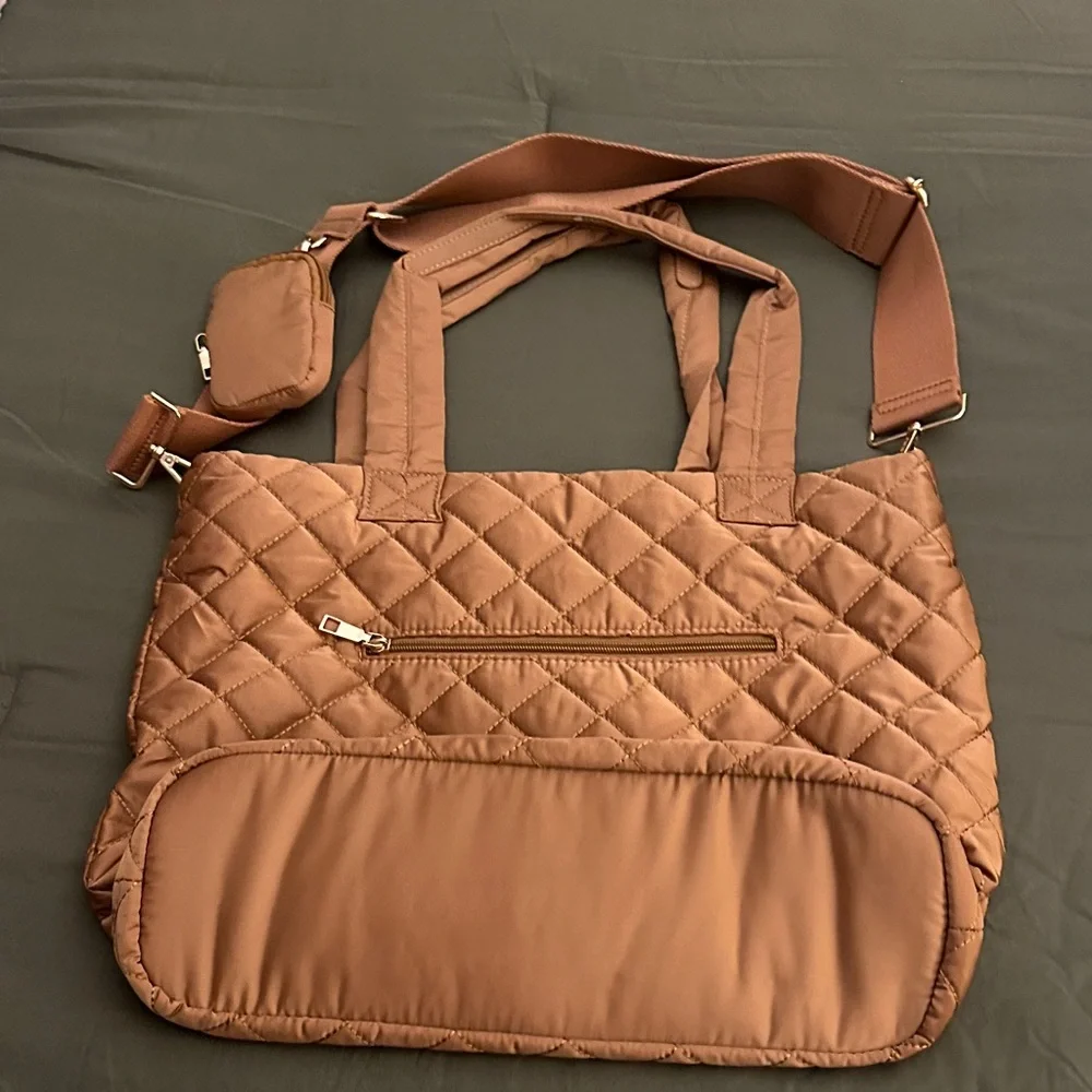 Ahdorned Quilted Tan Tote Bag Set - Picture 4 of 12